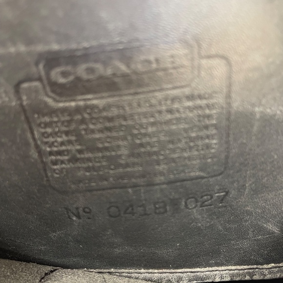 VINTAGE SLIM HANDLE CLUTCH BY COACH - Picture 10 of 13